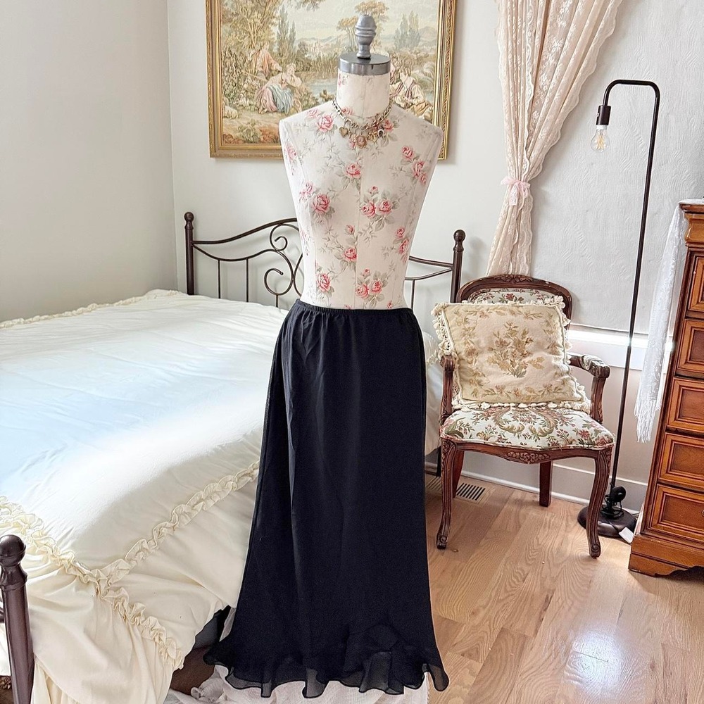 Black fairy Maxi Skirt  Y2K MSR size large black flowy maxi skirt